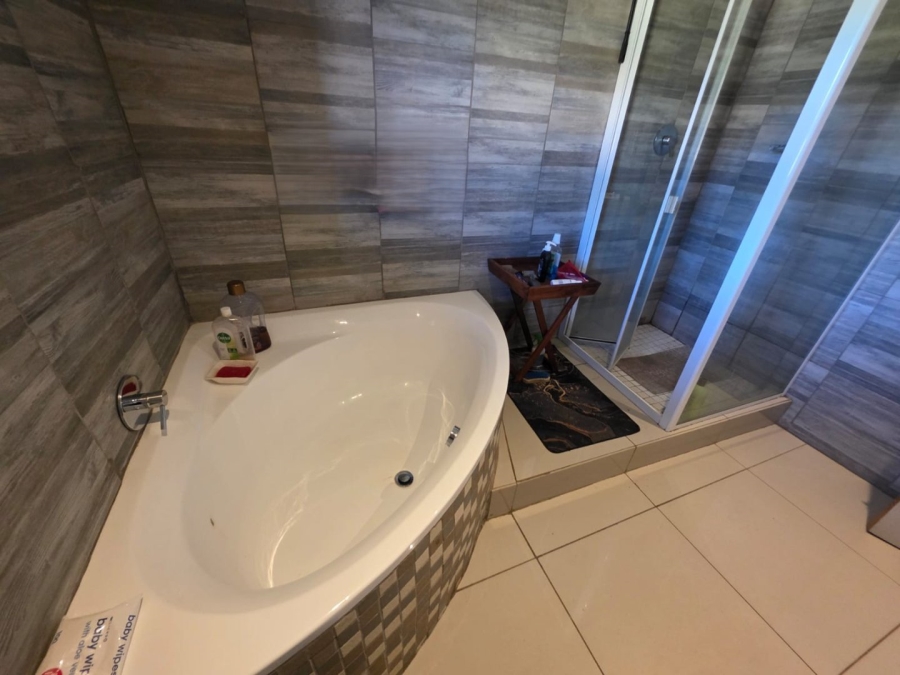 3 Bedroom Property for Sale in Verwoerdpark Northern Cape